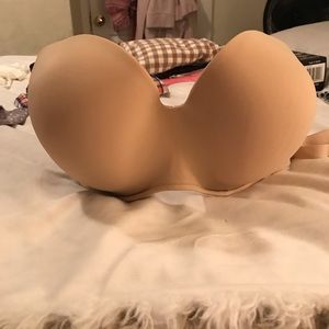 Strapless bra